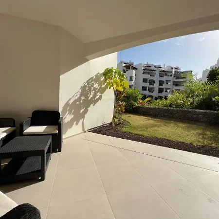 Luxury Family Equilibrium By Altamarhomes * パルム・マール