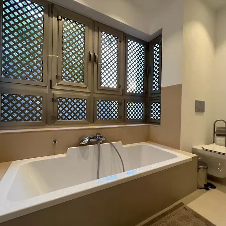 Luxury Family Equilibrium By Altamarhomes Apartman