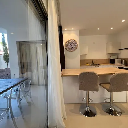 Apartman Luxury Family Equilibrium By Altamarhomes